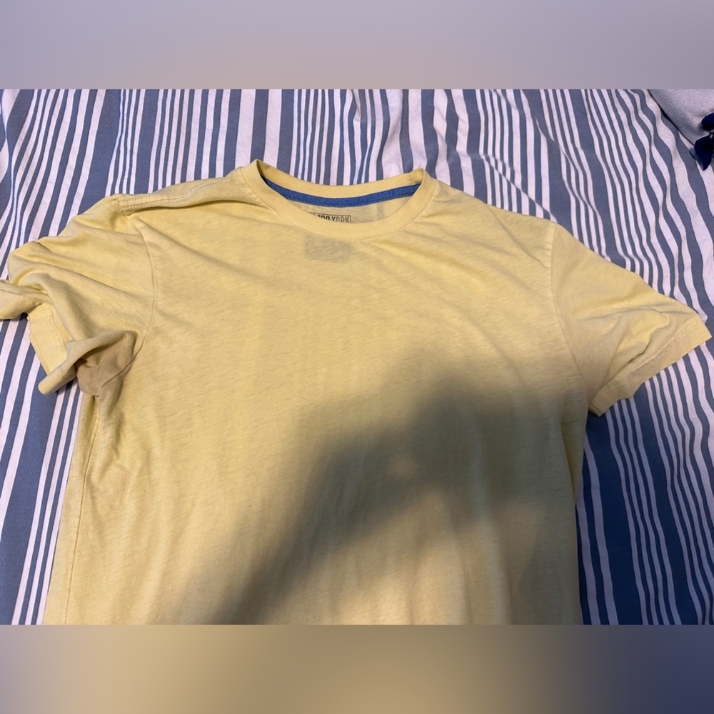 Zoo York yellow shirt